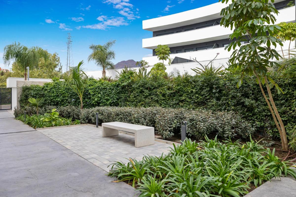 Wellingtonia Luxury Apartment Estepona - Hizvo