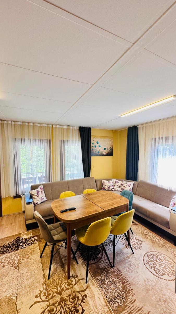 Villa Tapanoz - Housity