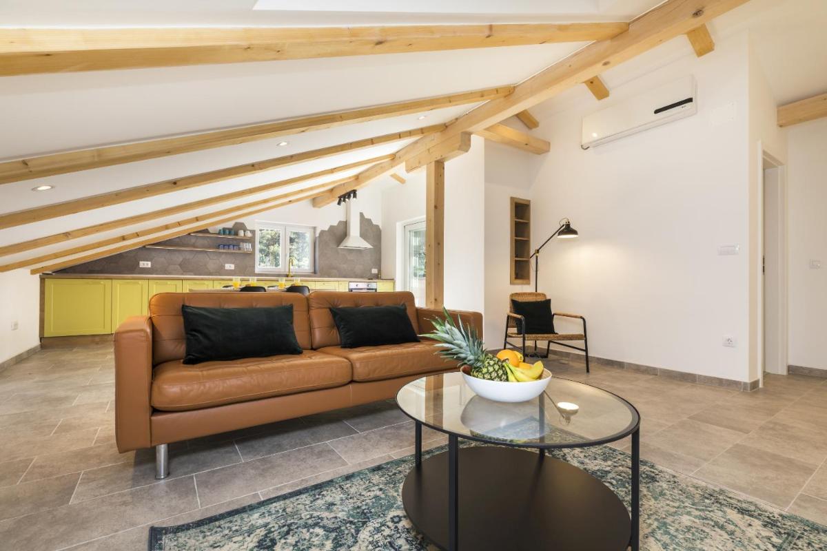 Apartments Laura - Housity