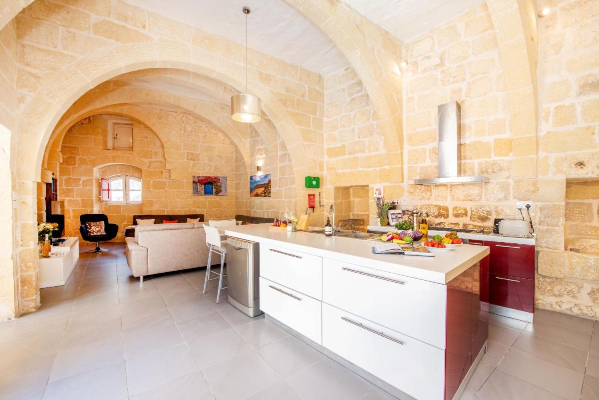 Dar Tal-Moghoz Holiday Home - Housity