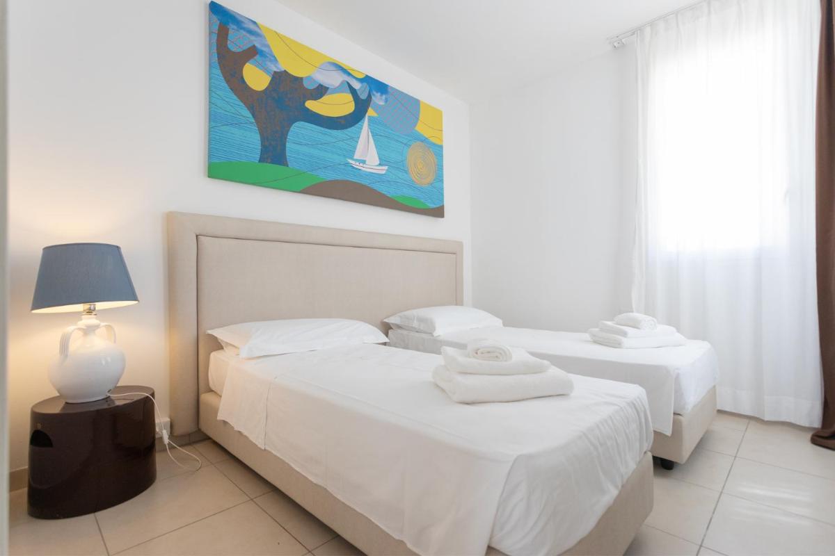 19 Summer Suites - Housity