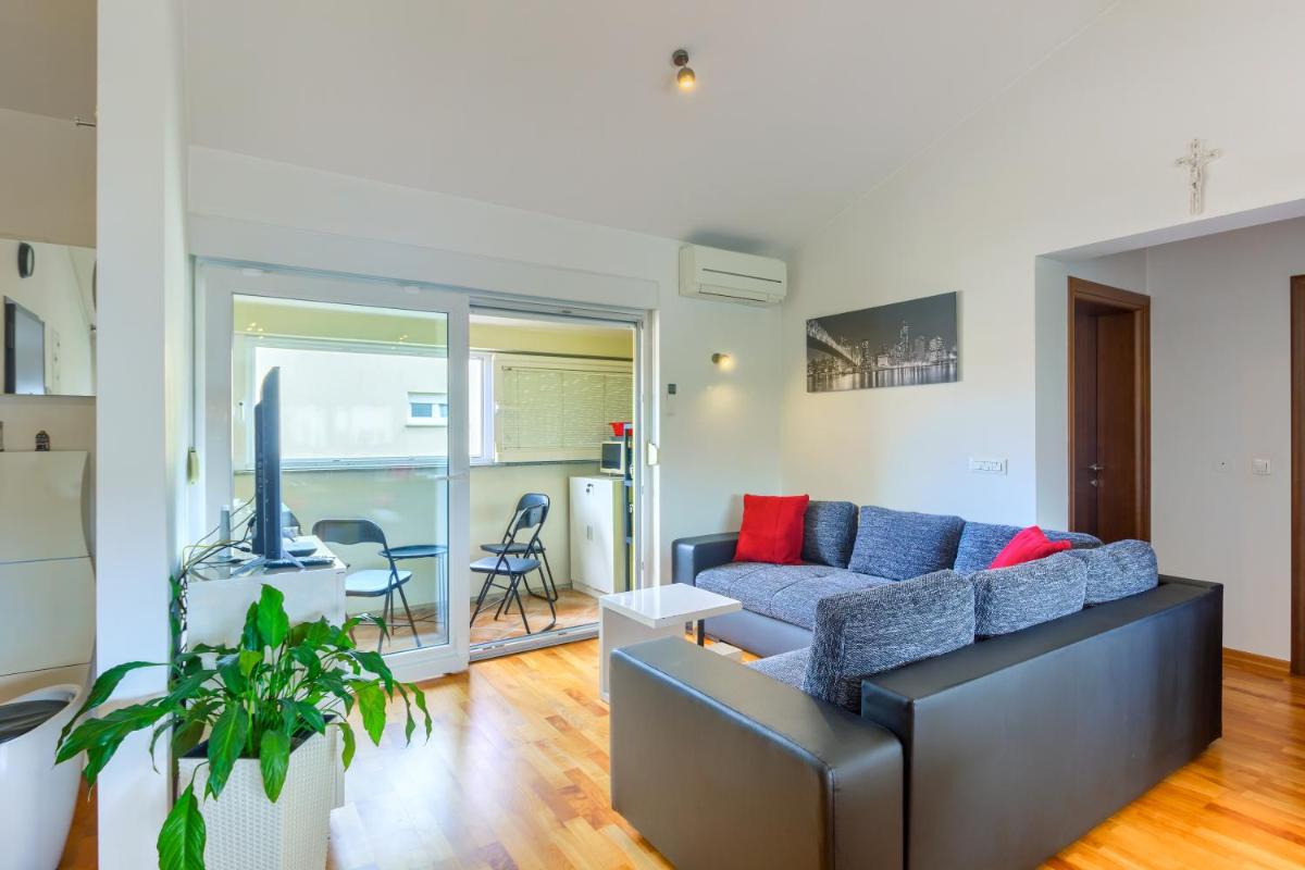 Apartments Zara - Housity