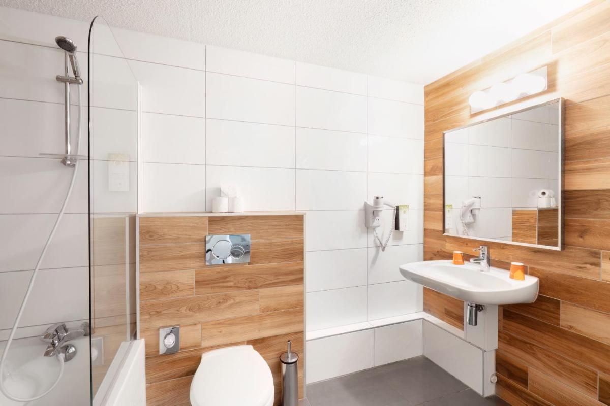 Kyriad Belfort Centre Gare - Housity