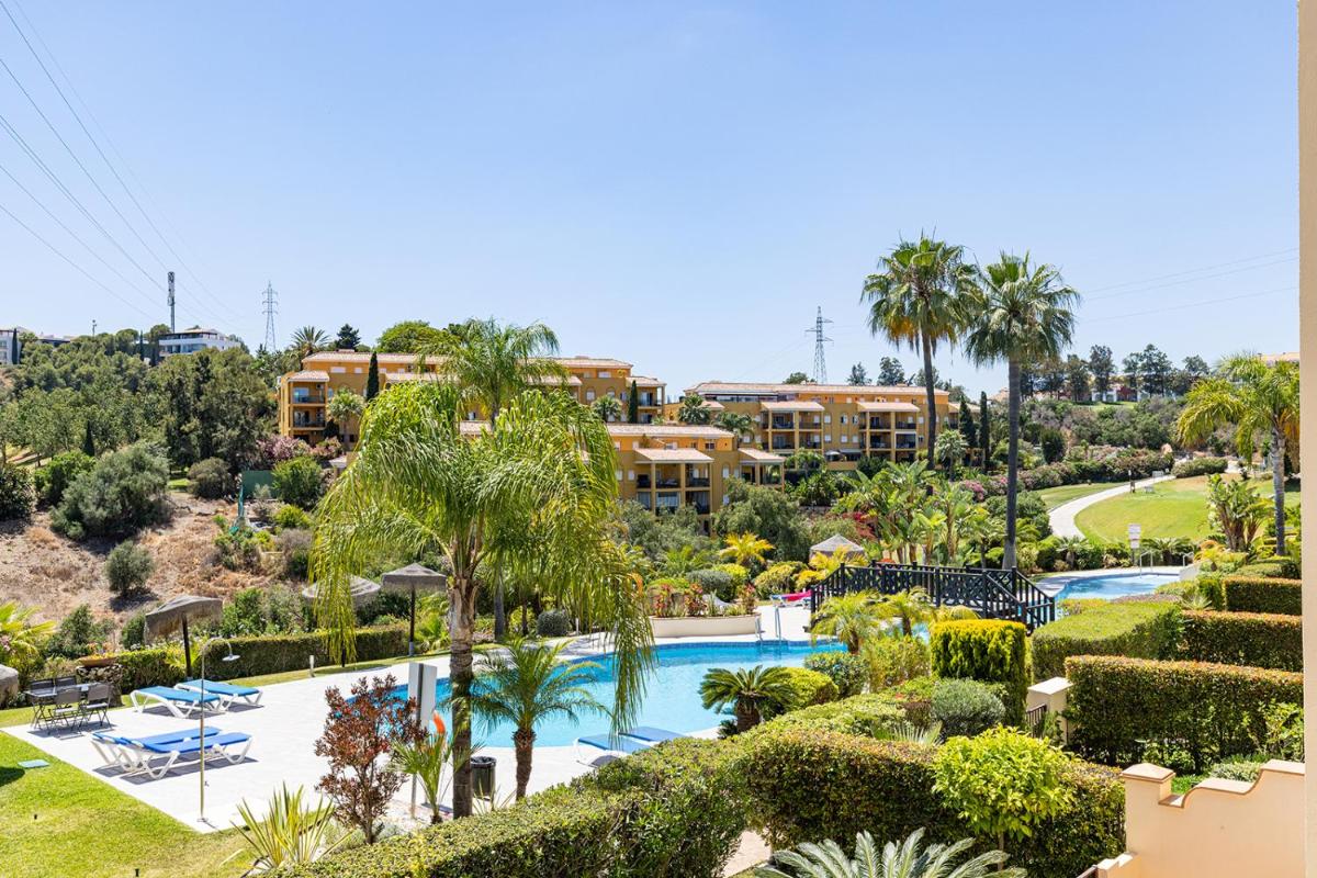 Cozy, 1 bedroom holiday condo on the Sunny Riviera - Housity