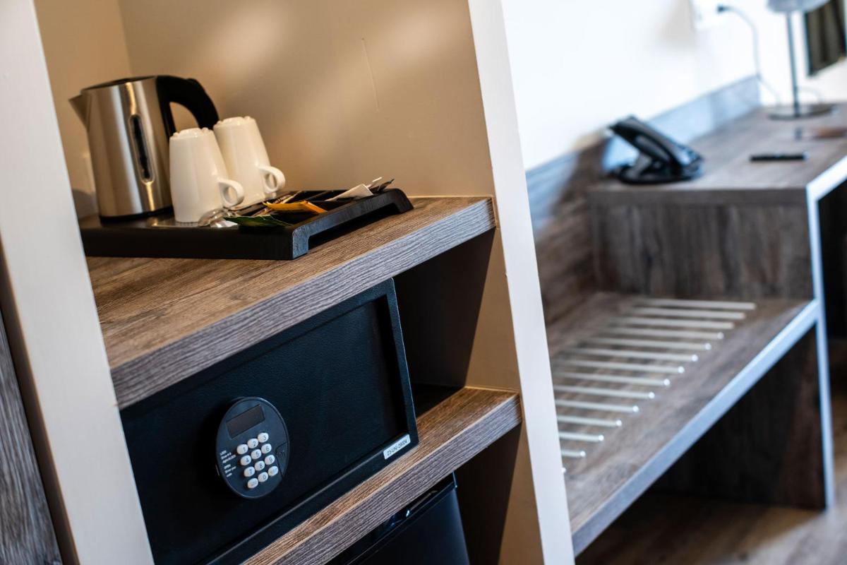 Cuisine ou kitchenette dans l'établissement Mas De La Senancole & Spa