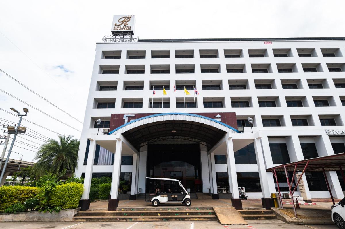 River Hotel The Budget - Housity