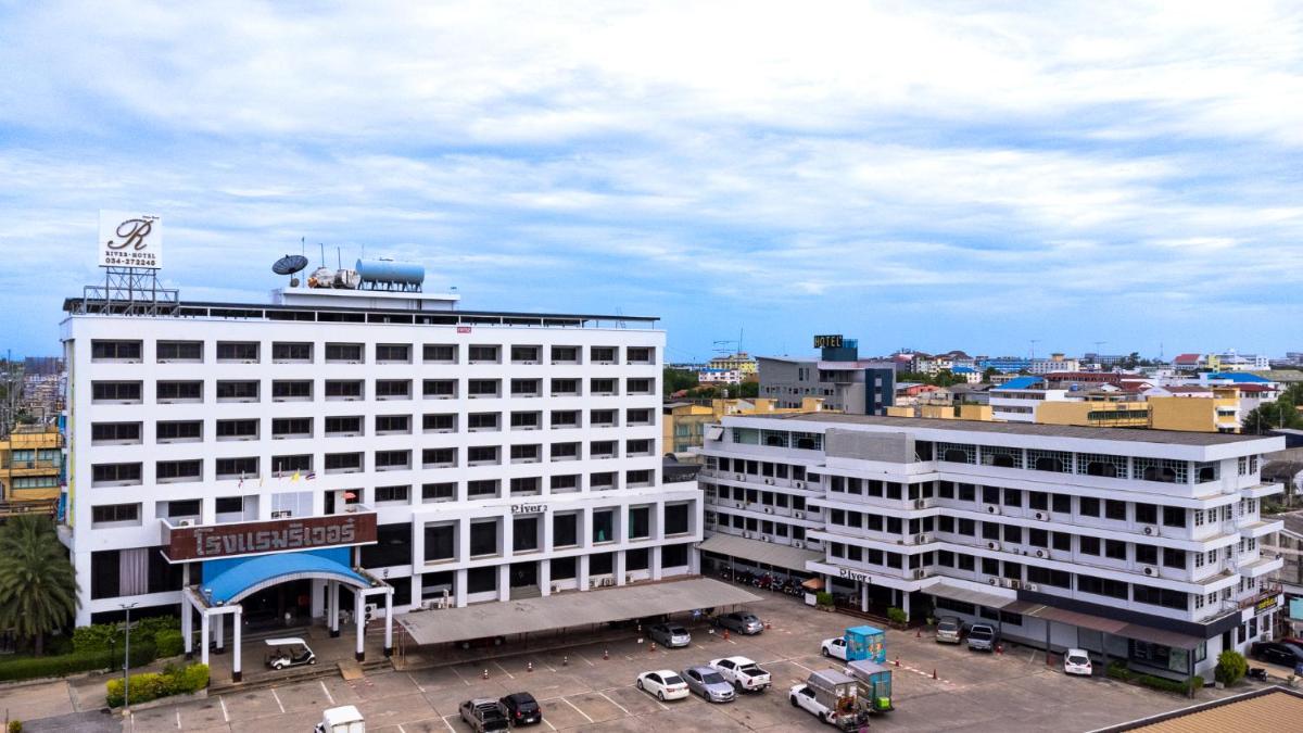 River Hotel The Budget - Housity