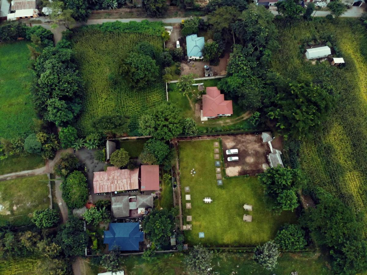 Charming Eco-Campsite near Kilimanjaro International Airport - Housity