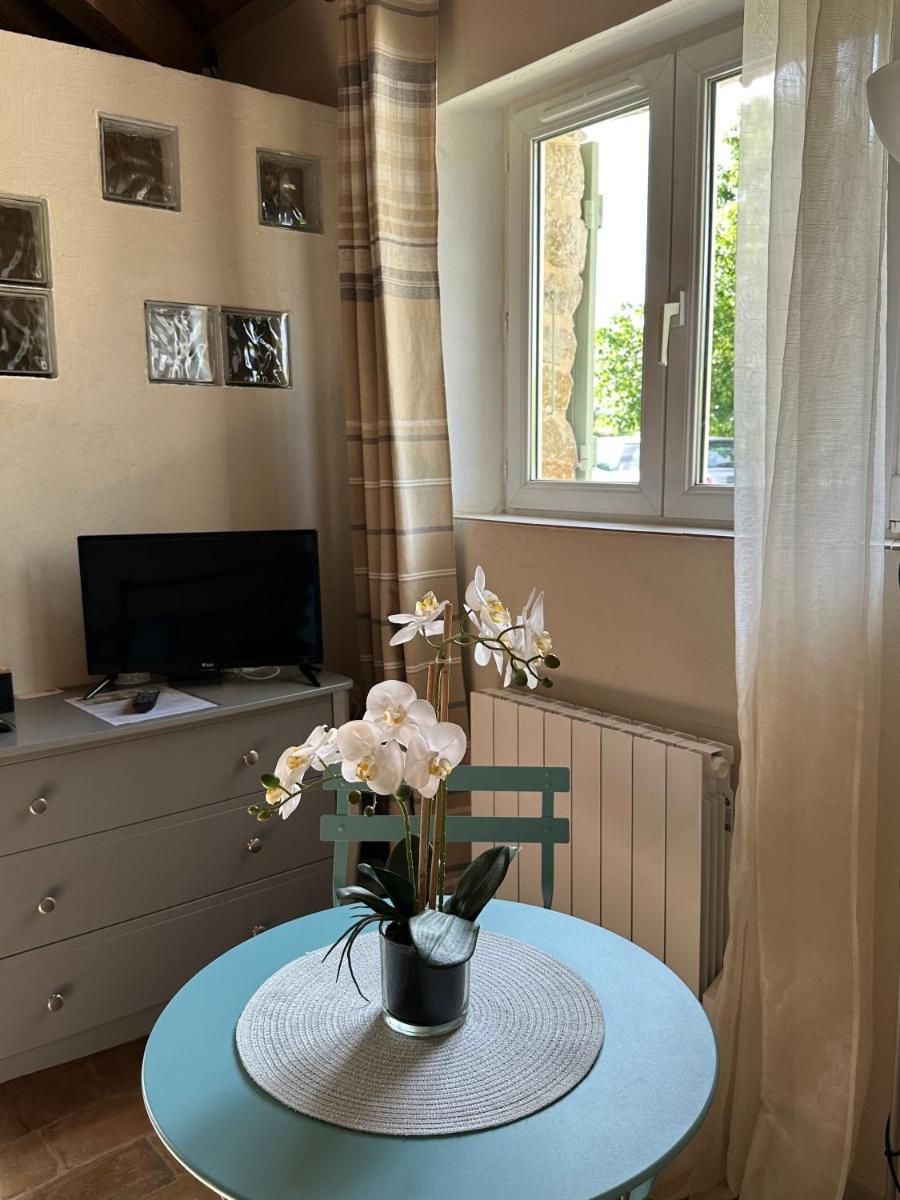 Maisonnette indépendante au calme dans un grand jardin - Housity