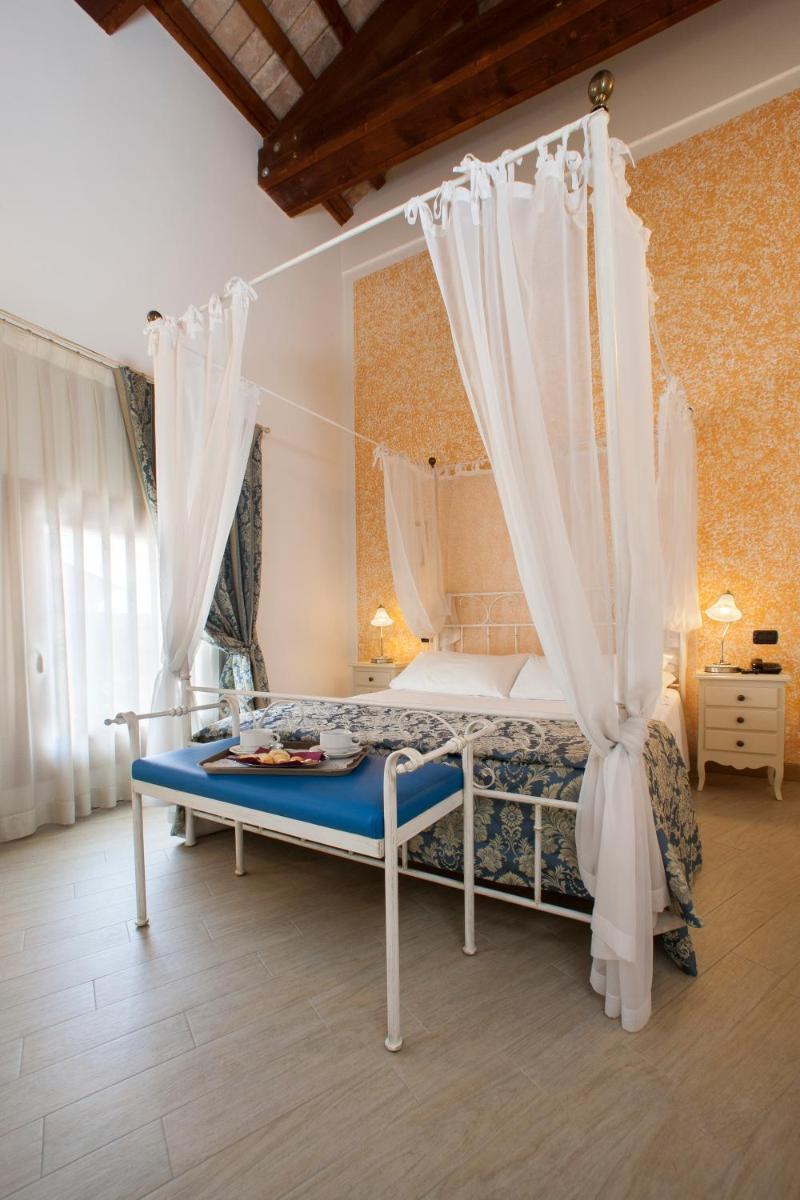 Albergo Antica Corte Marchesini - Housity