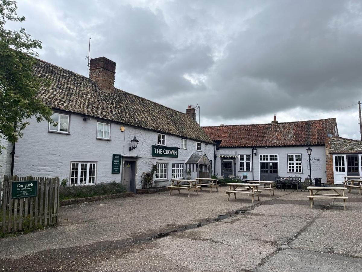 The Crown Inn - Housity