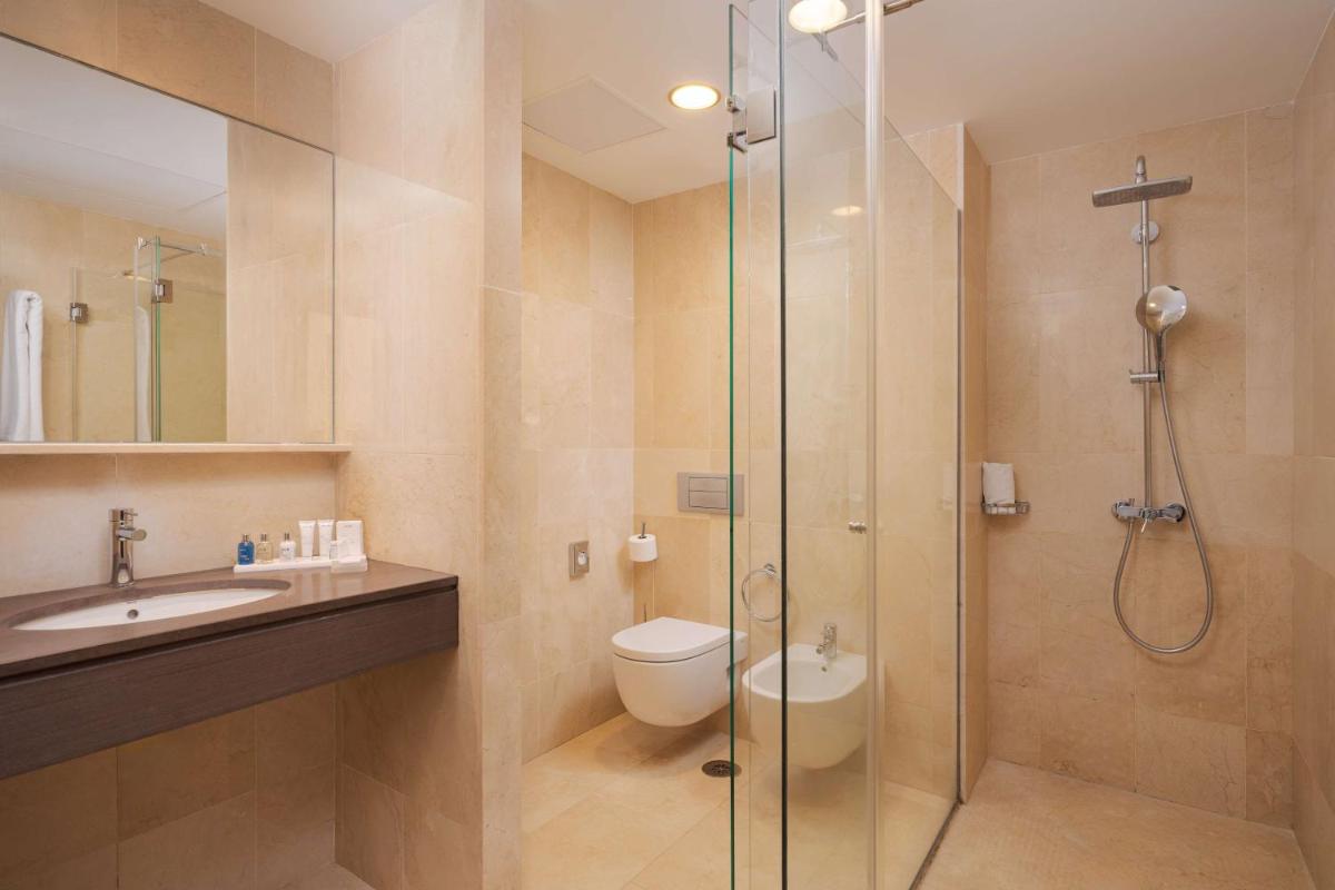 Un baño de Radisson Blu Resort Gran Canaria