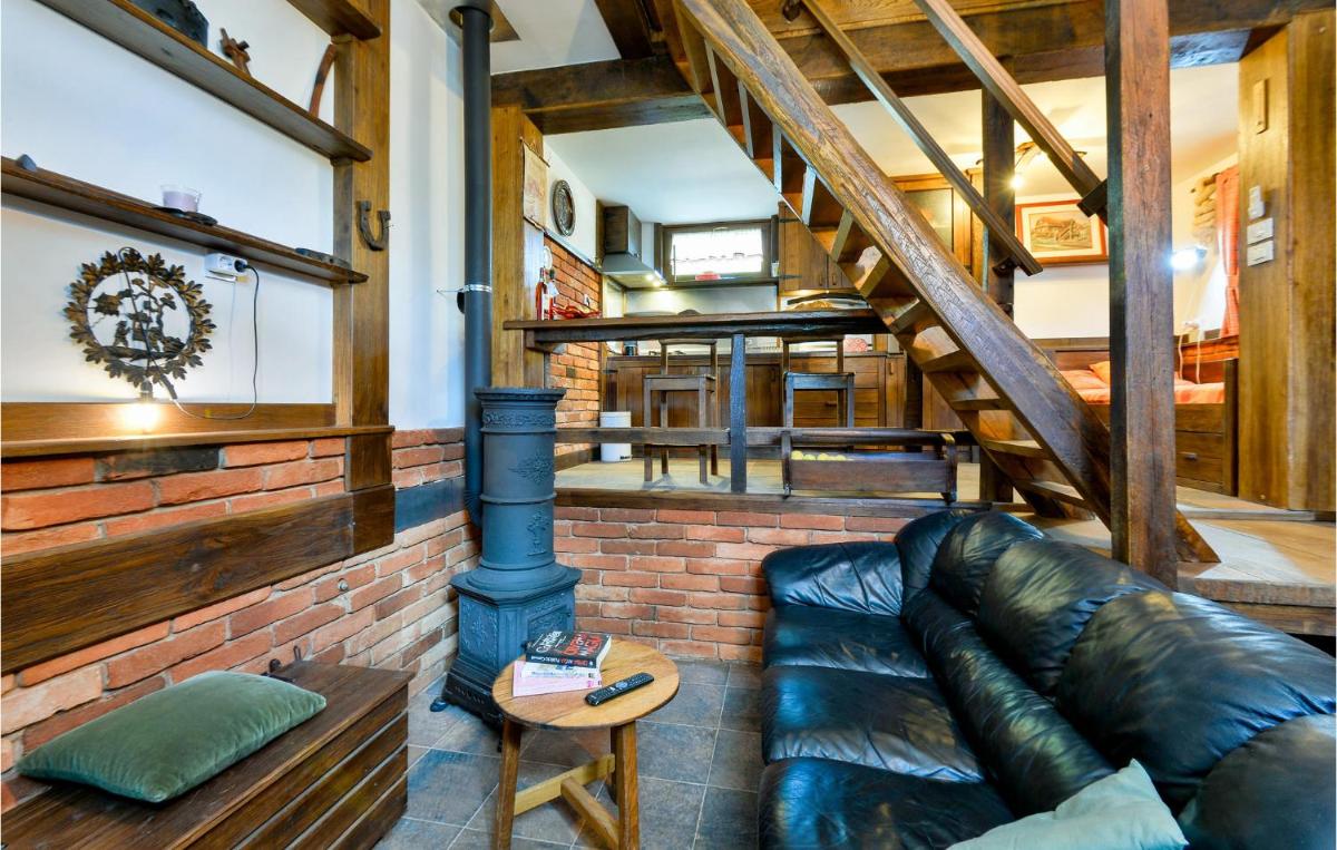 Amazing home in Popovaca with WiFi and 2 Bedrooms - Housity