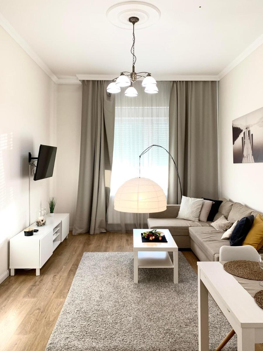 Alföldi Palace Apartman - Housity