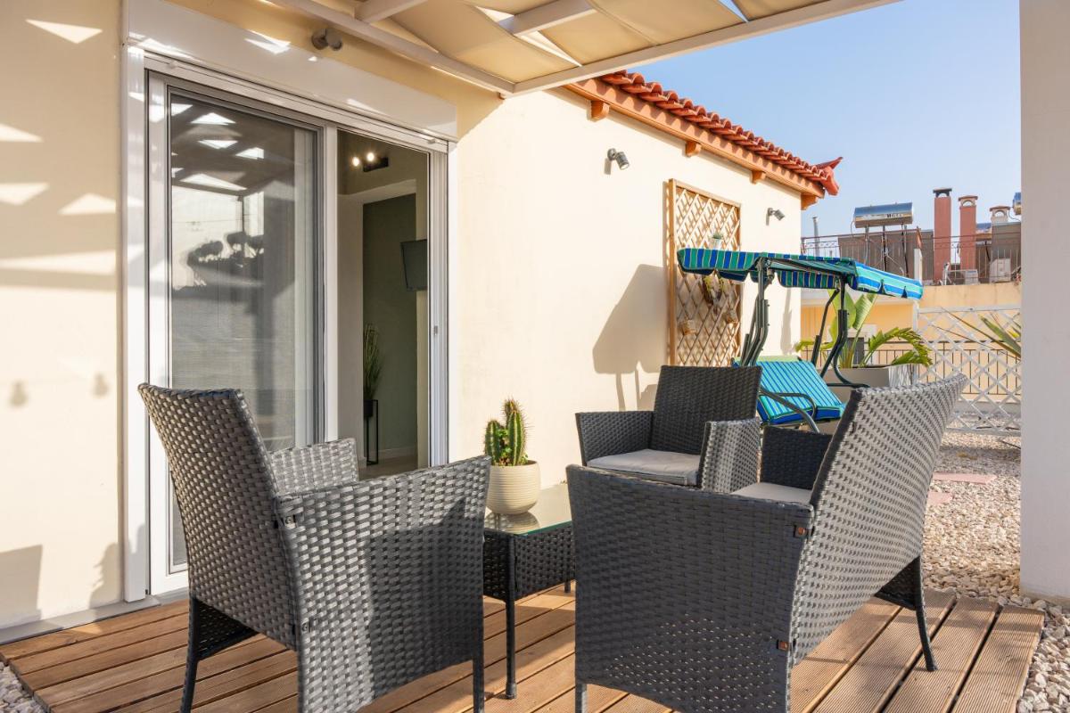 Rooftop 11 - Housity