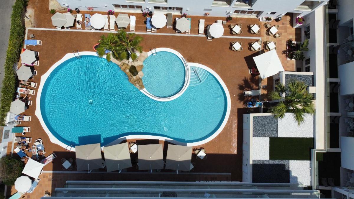 Piscina en o cerca de Hotel Capricho