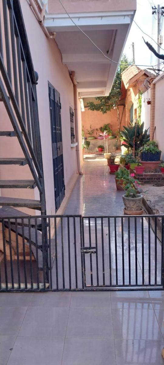 Guest House - Antananarivo - Ambatobe - Housity