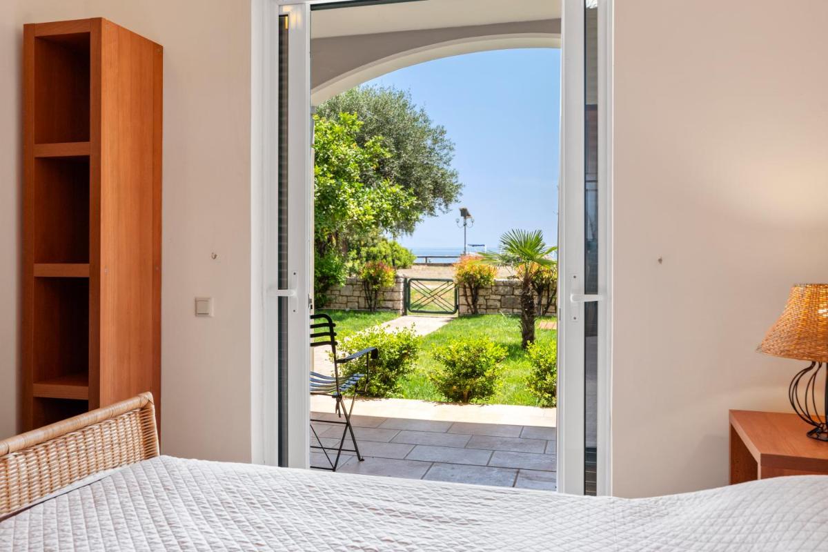 Waterfront Barbati by Villa2be - Housity