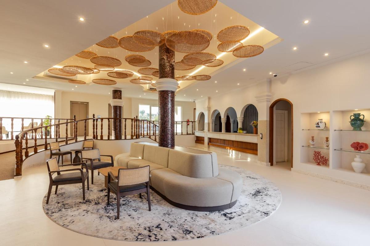 Uma área de estar em Belavista Da Luz - Wellness & Lifestyle Hotel