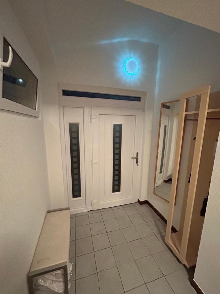 Apartman pri X Bionic Sphere Samorin s vínnou pivnicou - Housity
