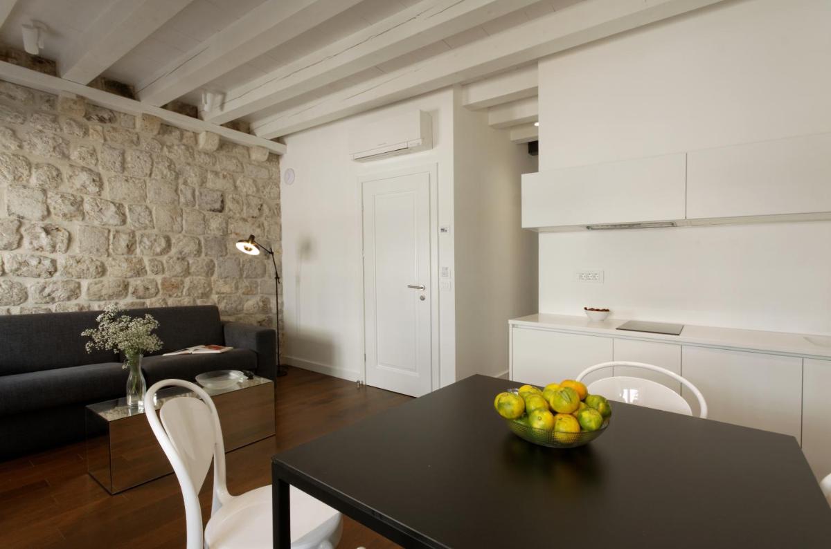 Suitetrails - Apartments Eleganca, crypto payment accepted