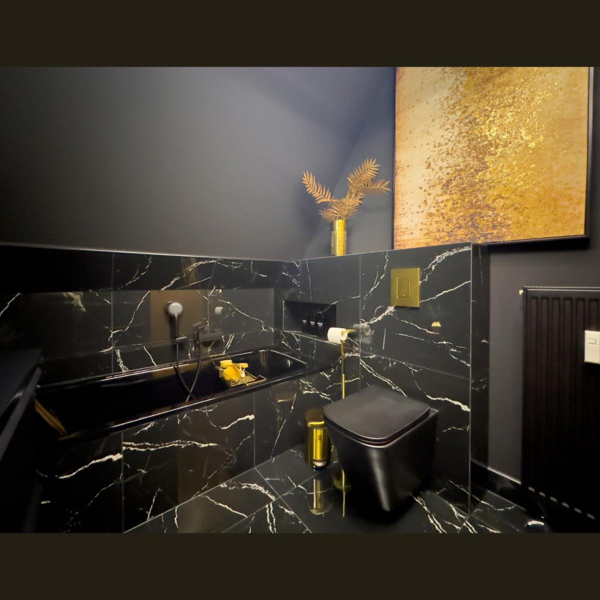 Apartment Noir No 7 Holzminden - Housity