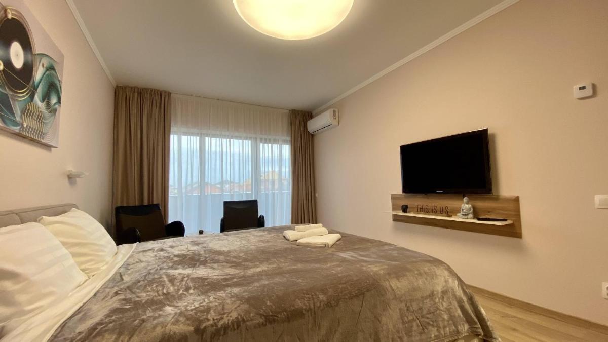 This Is Us Apartments - Hizvo
