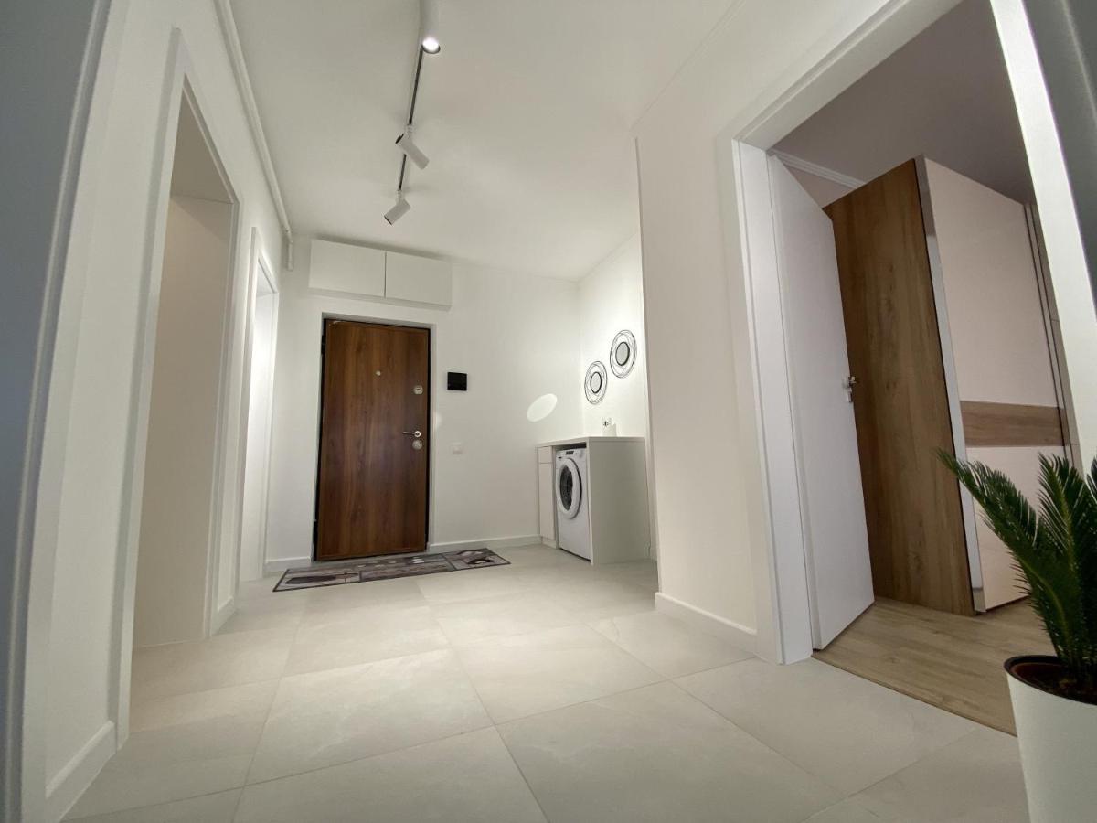 This Is Us Apartments - Housity