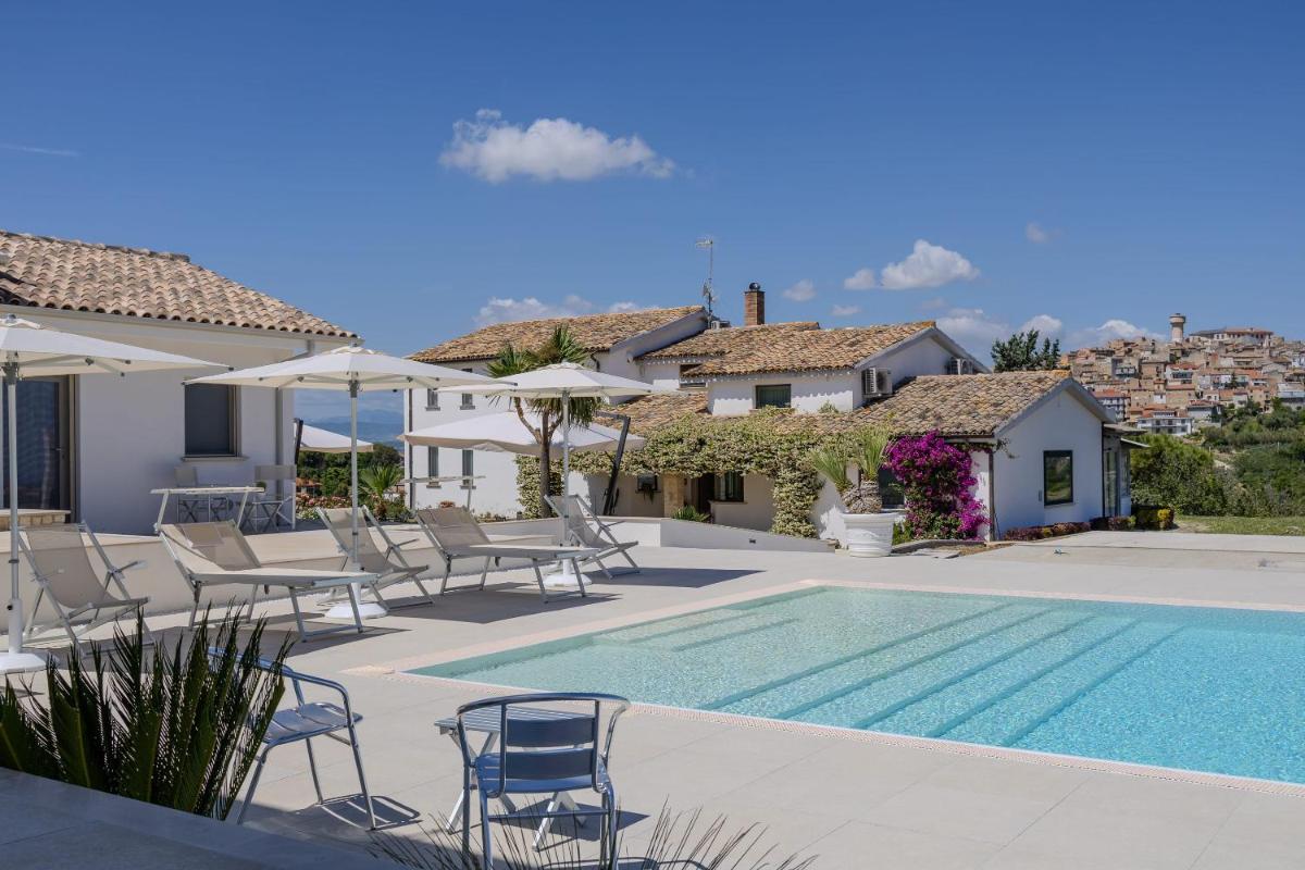 Villaggio Cristina - Housity
