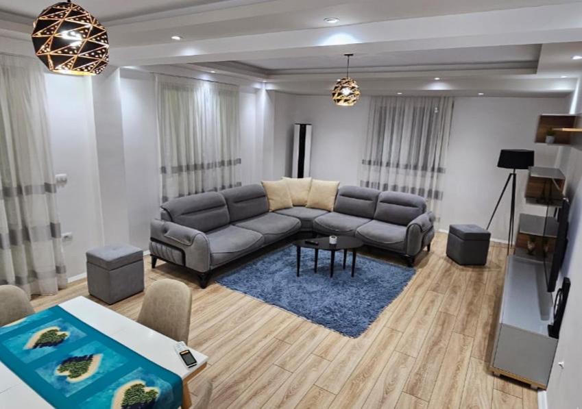 Green house 2 - Hizvo
