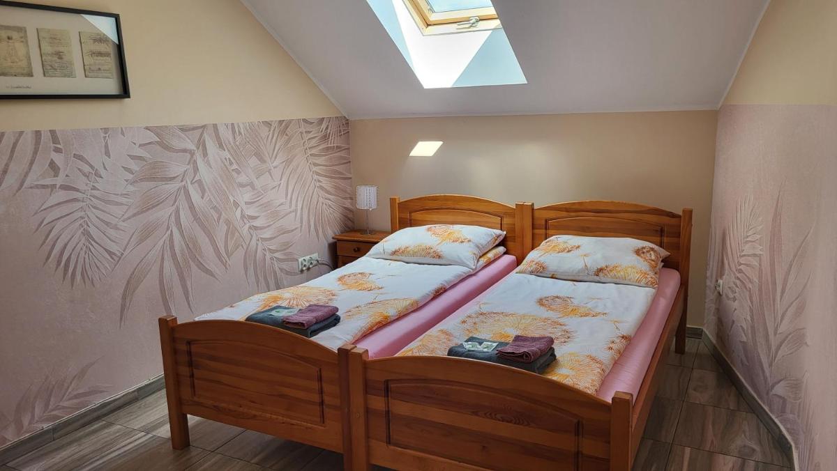 Noclegi Avoca - Housity