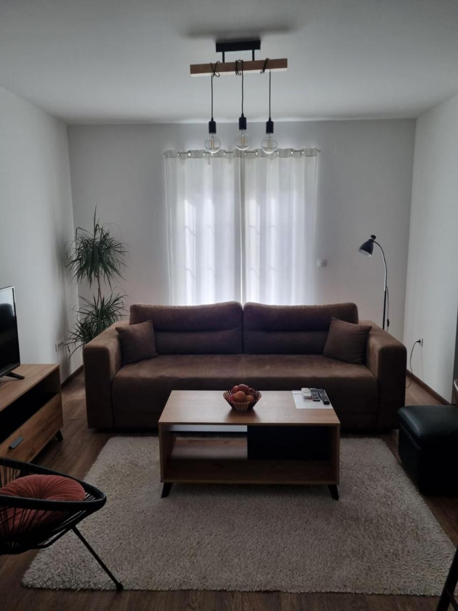 Apartmani Arilje - Housity
