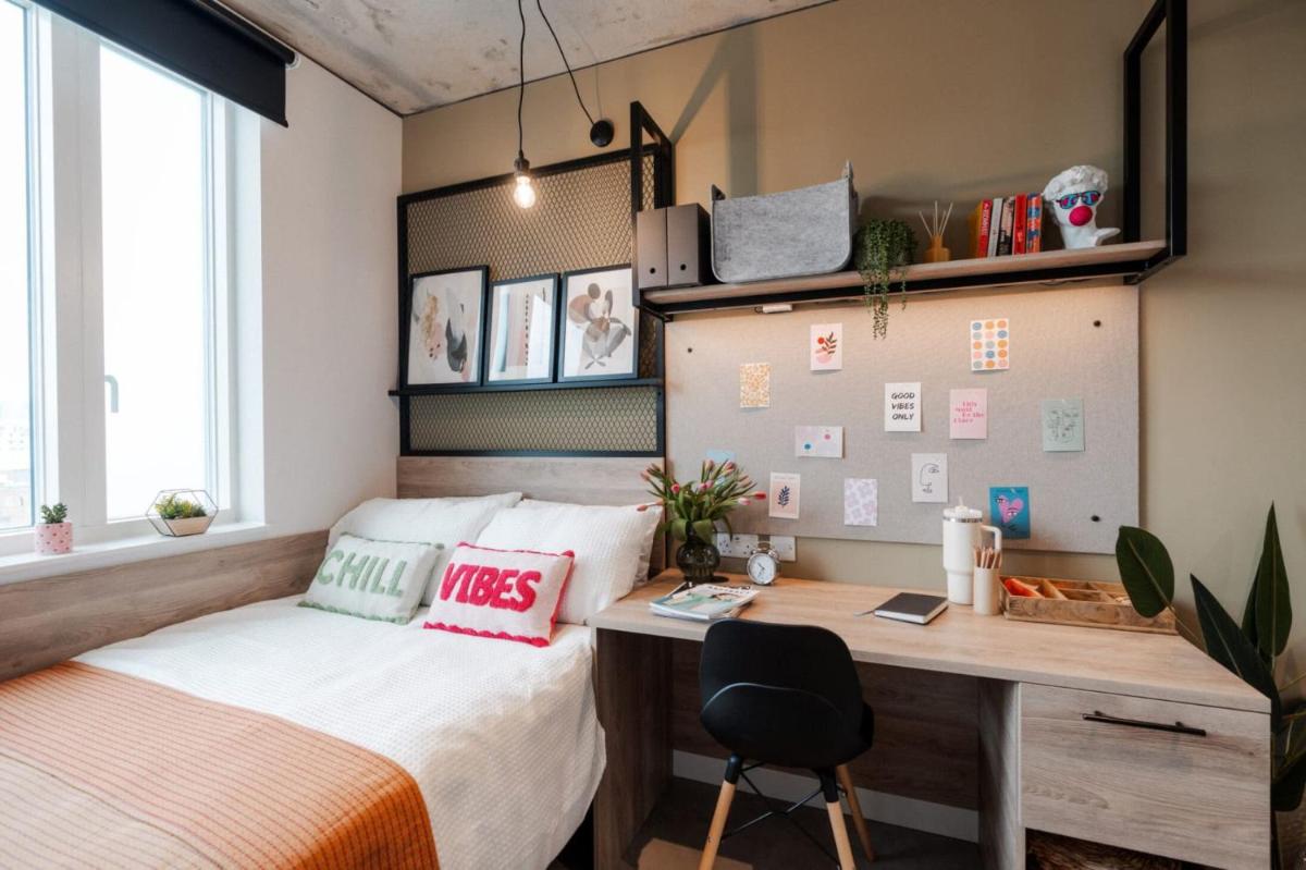 For Students Only Ultimate Comfort Ensuites at Old Kent Road in London - Housity
