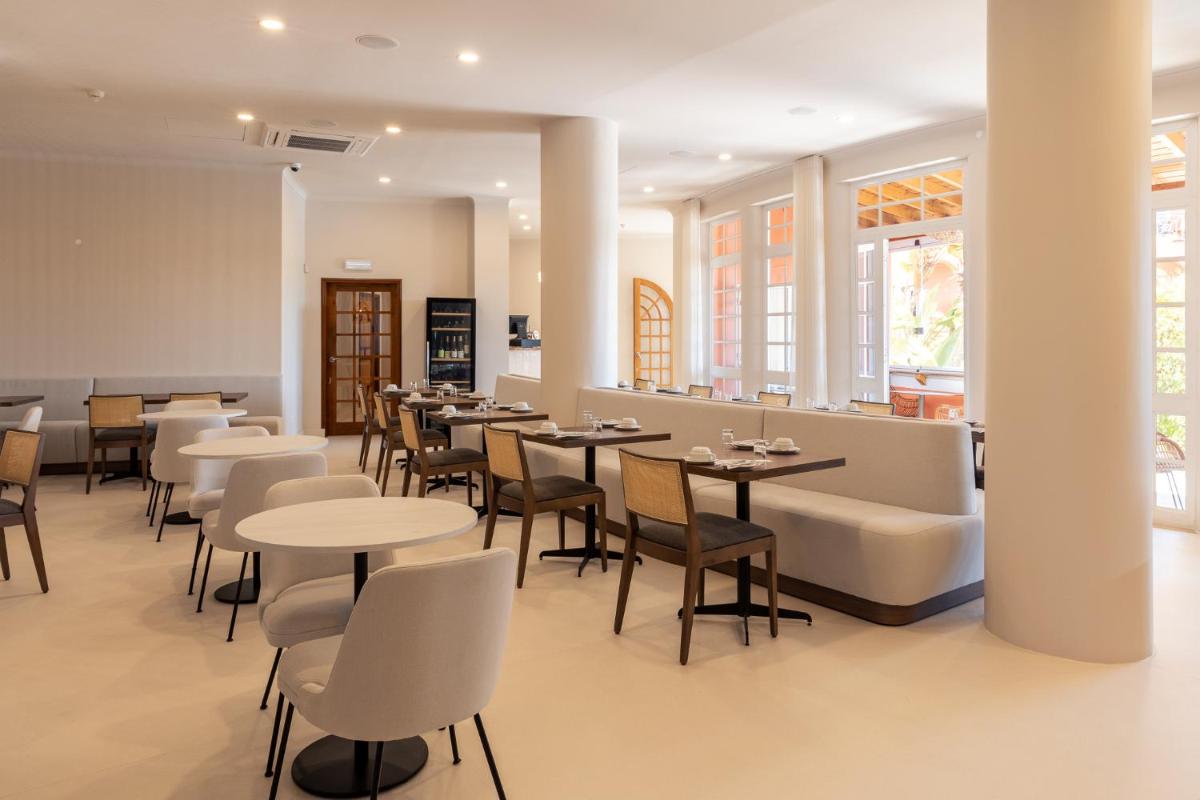 Uma área de estar em Belavista Da Luz - Wellness & Lifestyle Hotel