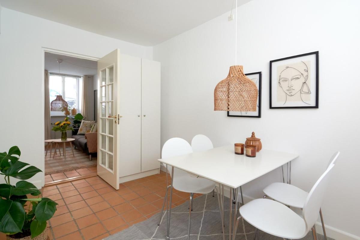 Danish Hygge close to the lakes - Housity
