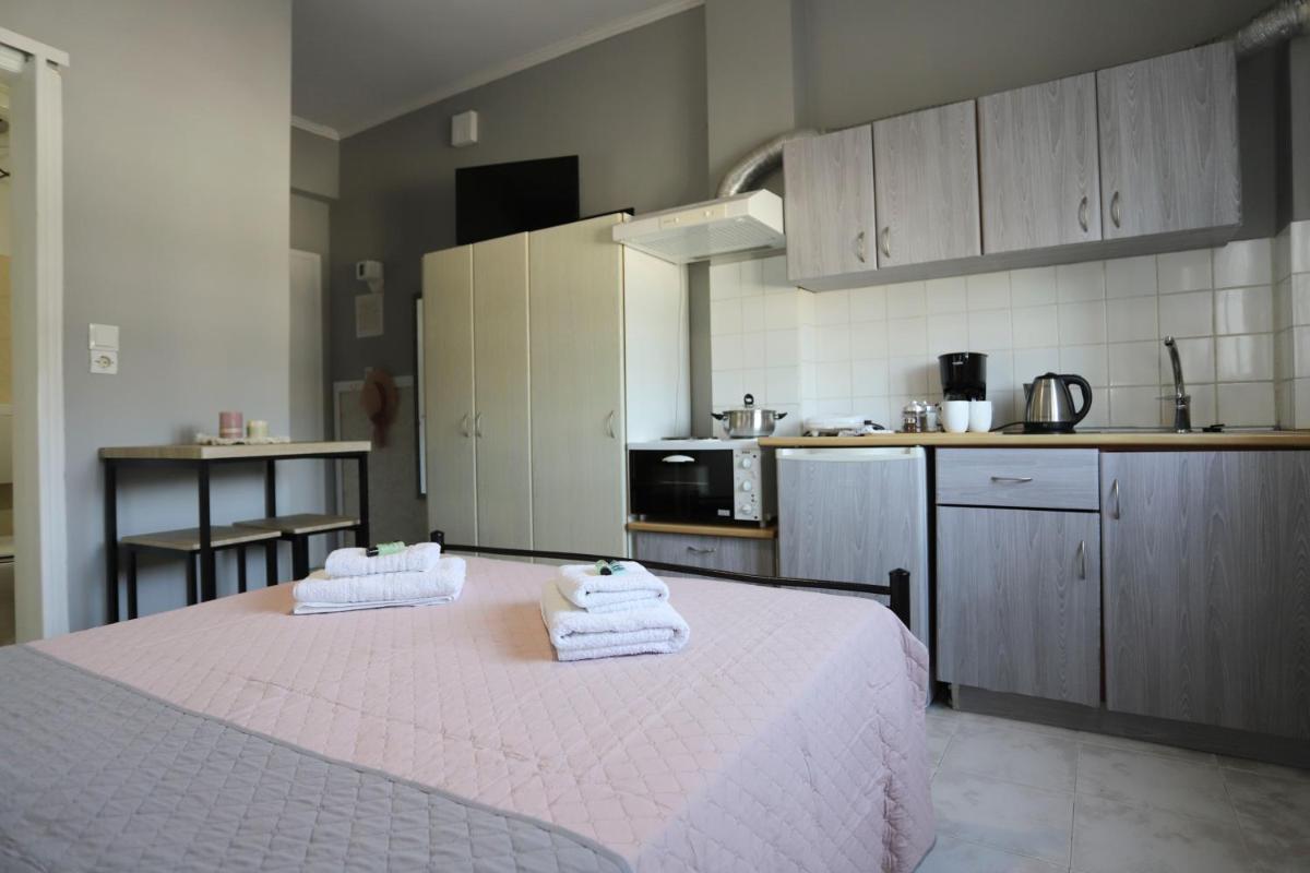 Maistros Studios 1 - Housity