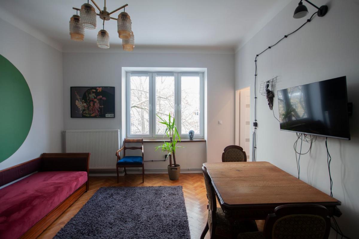Centrum 51 - Housity