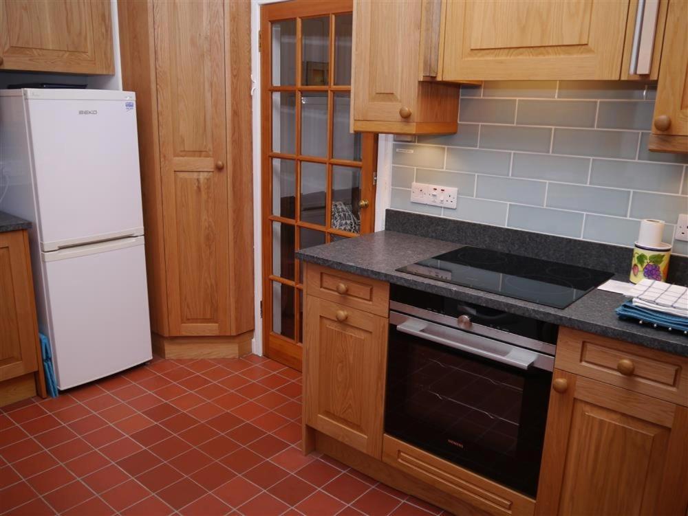 Twenty DC - Housity