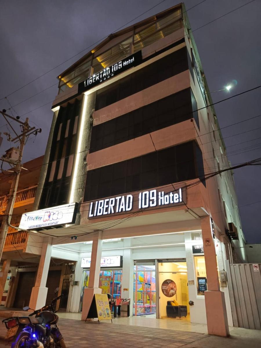 Libertad 109 Hotel con Generador Eléctrico - Housity