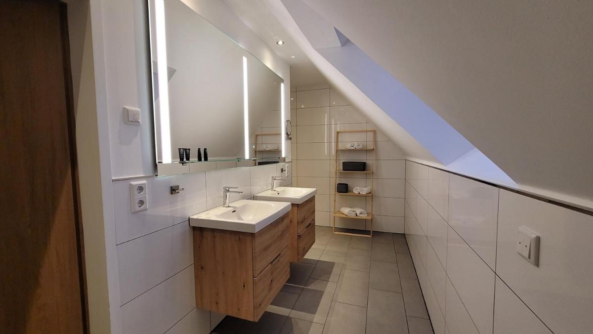 AKZENT Hotel Merfelder Hof - Housity