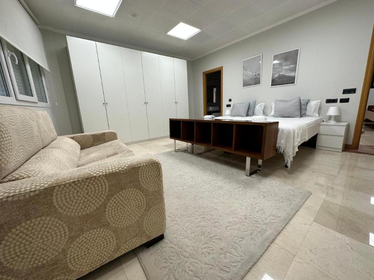 Conde Street - Housity