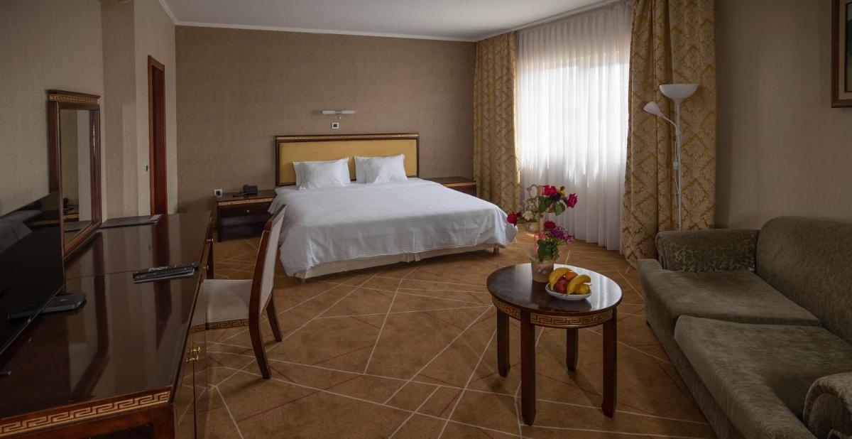 Hotel Aquastar Danube - Housity