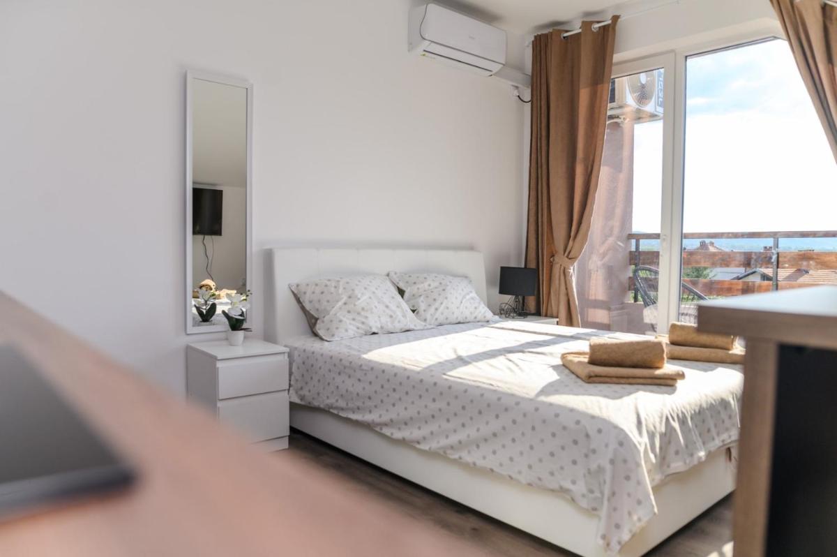 Apartmani ZAT - Housity