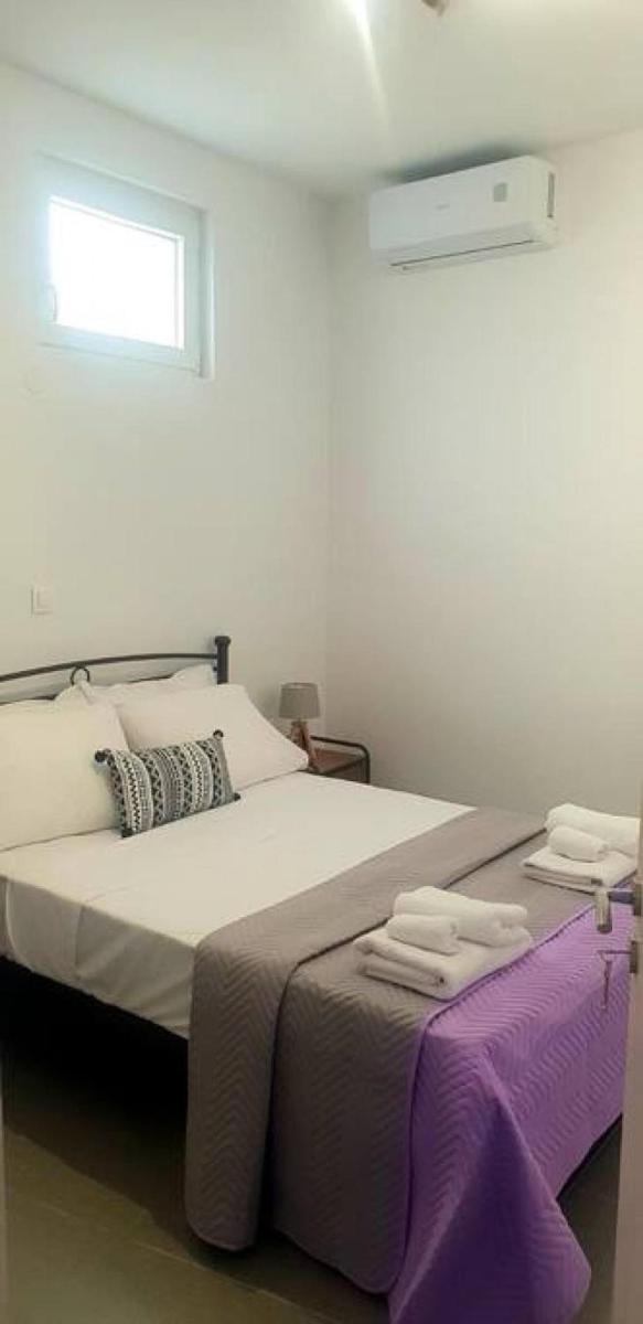 Milona's house in Chora Serifos - Housity
