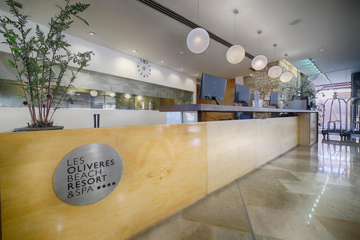 Certificado, premio, señal o documento que está expuesto en Ohtels Les Oliveres