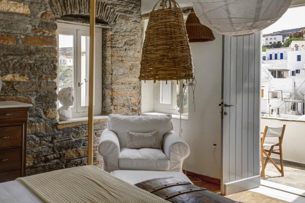 Tinos experience the house - Housity