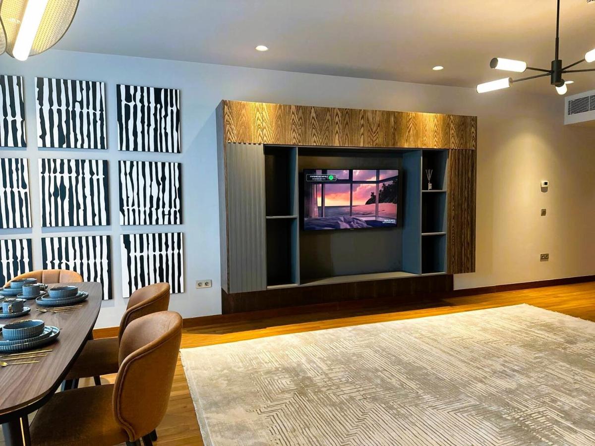 Centr City Brussels Luxurious Apartments - Housity