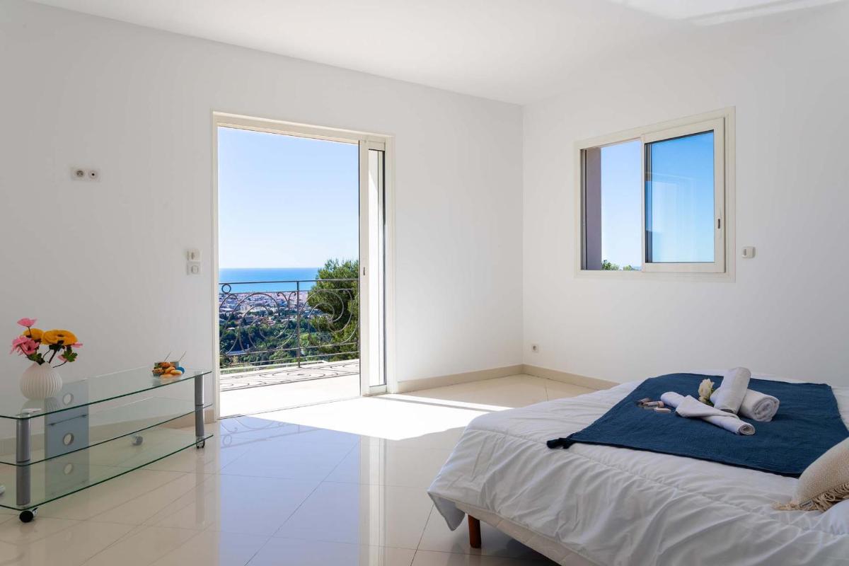 VILLA SAVANNAH VI4356 By Riviera Holiday Homes - Housity
