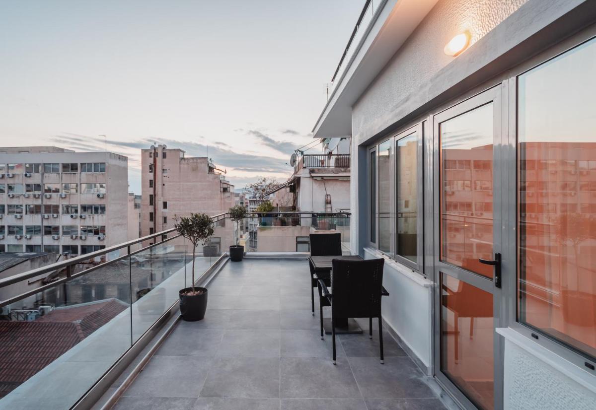 ELA FIVE RESIDENCES - Housity