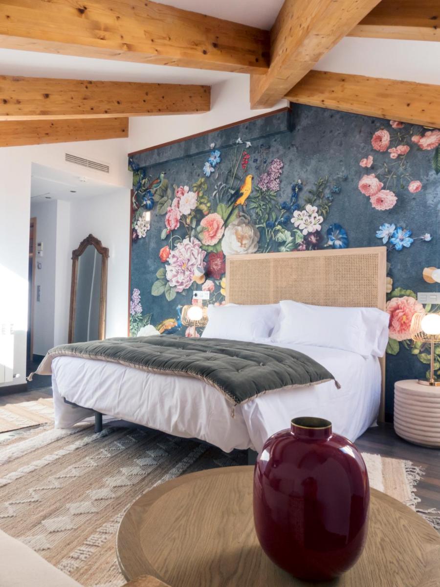 Christine Boutique Hotel - Housity